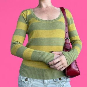 vintage! y2k! green stripe fitted sweater!